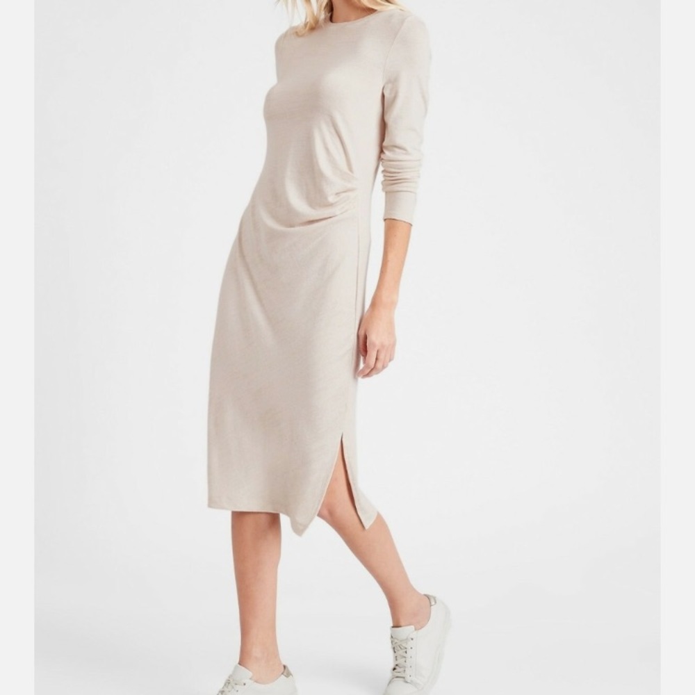 ▫️Banana Republic▫️ Heather Soft Pink/Cream Knit Midi Dress with Side Slit